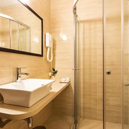 Boyana - Free Parking 4*