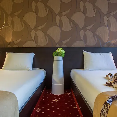 호텔 Boyana - Free Parking 4*